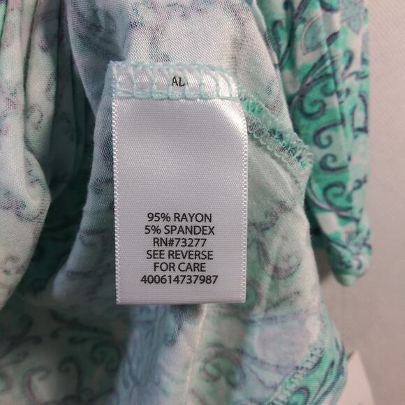 Croft And Barrow Surplice Neck Green Geometric Print Stretchy Top Size Small - Picture 7 of 7